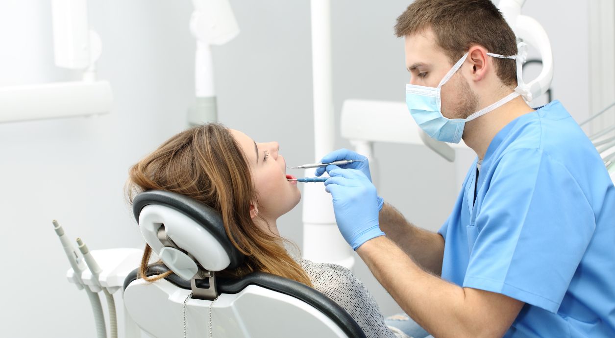 When to urgently see a dentist