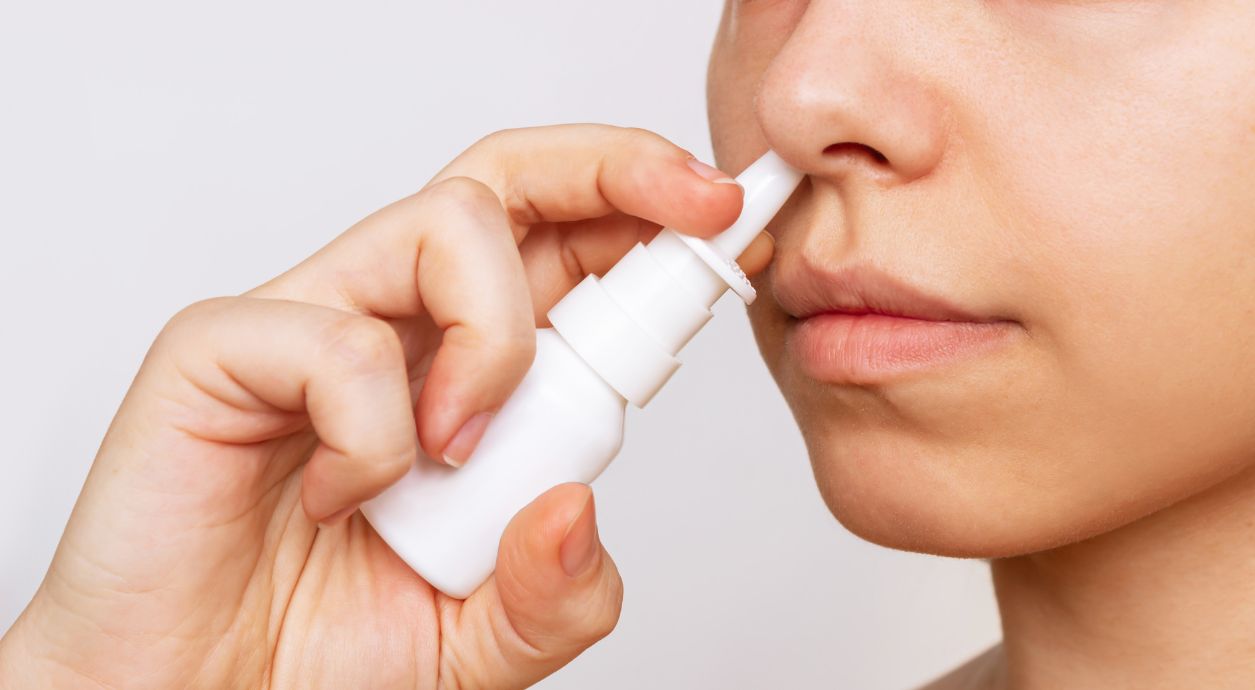 Как правильно промывать нос взрослому