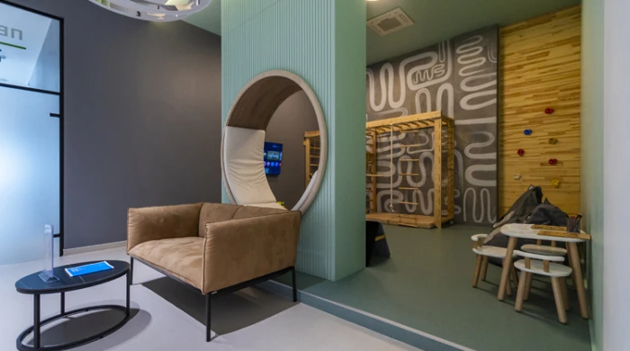 Киев, ул. Александра Олеся, 2