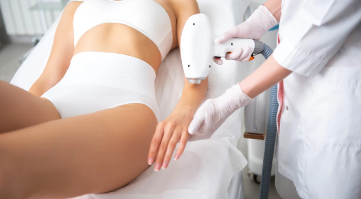 Лазерна епіляція проти інших методів видалення волосся: що обрати?