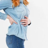 Вздутие, изжога, тошнота и кислота во рту: причины и методы лечения