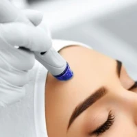 Зачем нужна чистка лица и какие есть виды