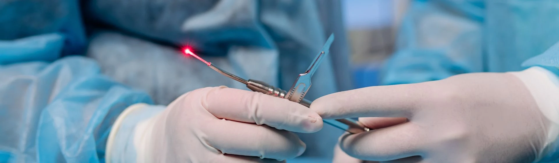 Радиоволновая терапия аппаратом "Сургитрон" в частной клинике Окфорд Медикал Киев