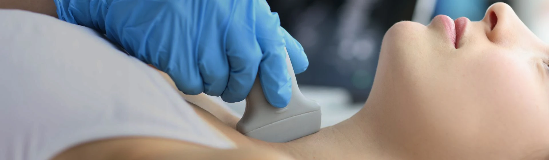 УЗИ щитовидной железы в частной клинике Оксфорд Медикал Киев