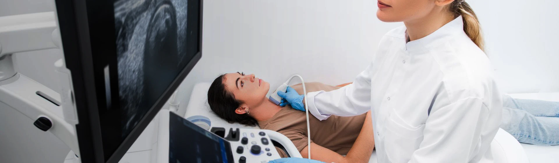 УЗИ молочных желез в частной клинике Оксфорд Медикал Киев