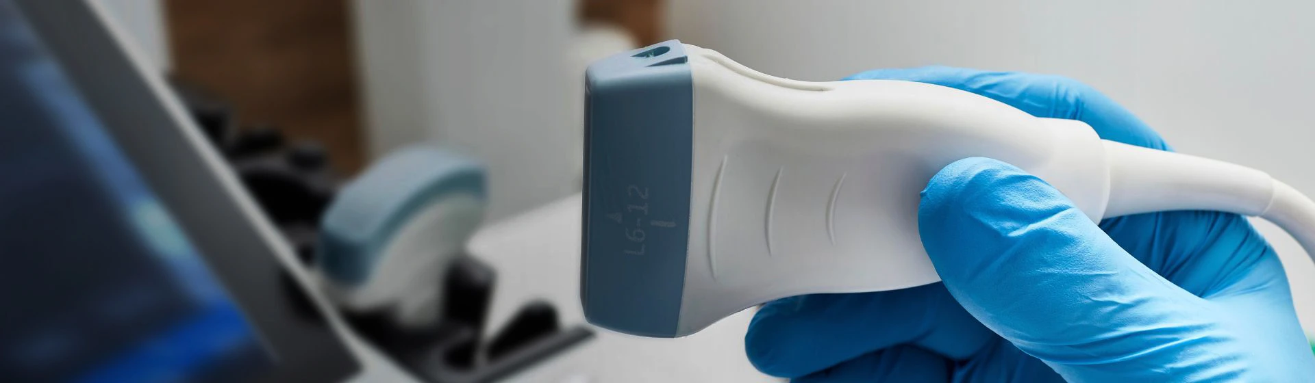 УЗД простати, сім'яних пухирців і яєчок в приватній клініці Оксфорд Медікал Київ