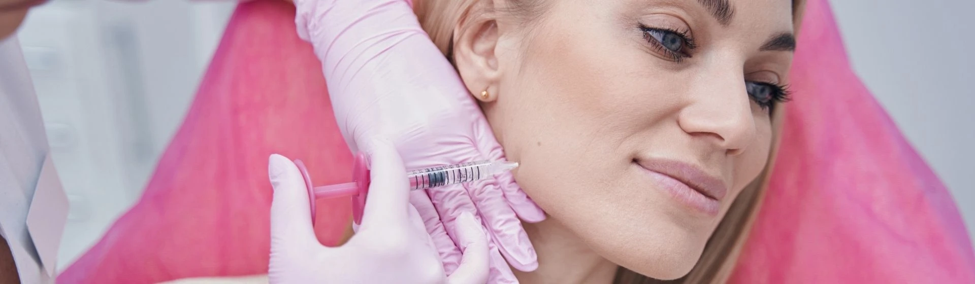 Контурная пластика скул в частной клинике Оксфорд Медикал Киев