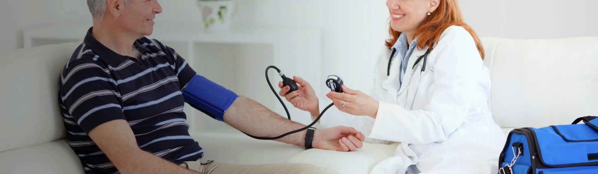 Медицинское сопровождение мероприятий врачами частной клиники Оксфорд Медикал Киев