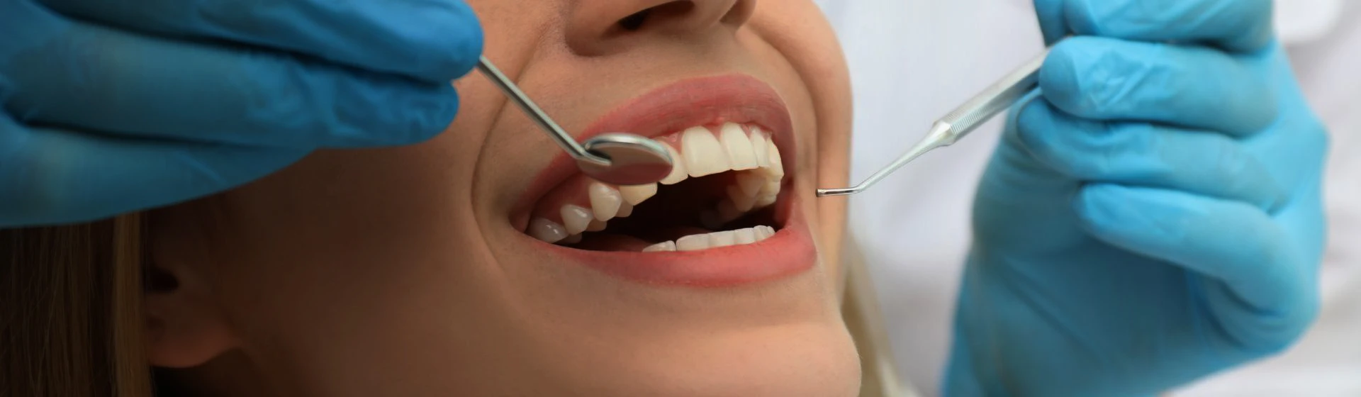 Стоматология на Оболони в частной клинике Оксфорд Медикал Киев