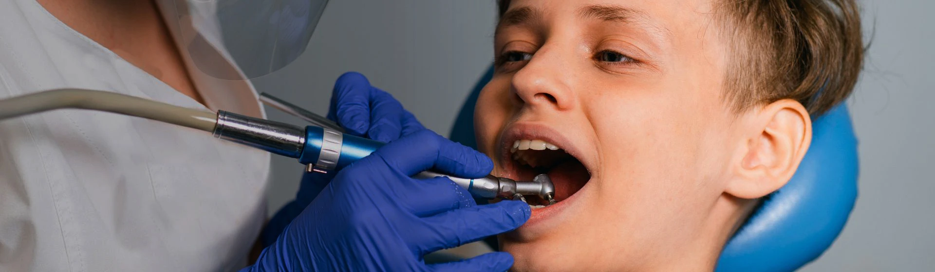 Детская стоматология на Печерске в частной клинике Оксфорд Медикал Киев