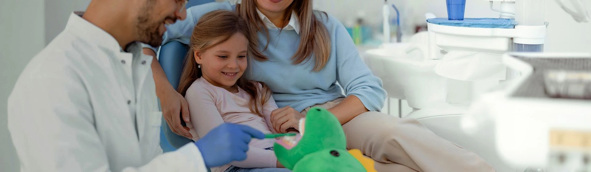 Лечение зубов во сне детям в частной стоматологии Оксфорд Медикал Киев