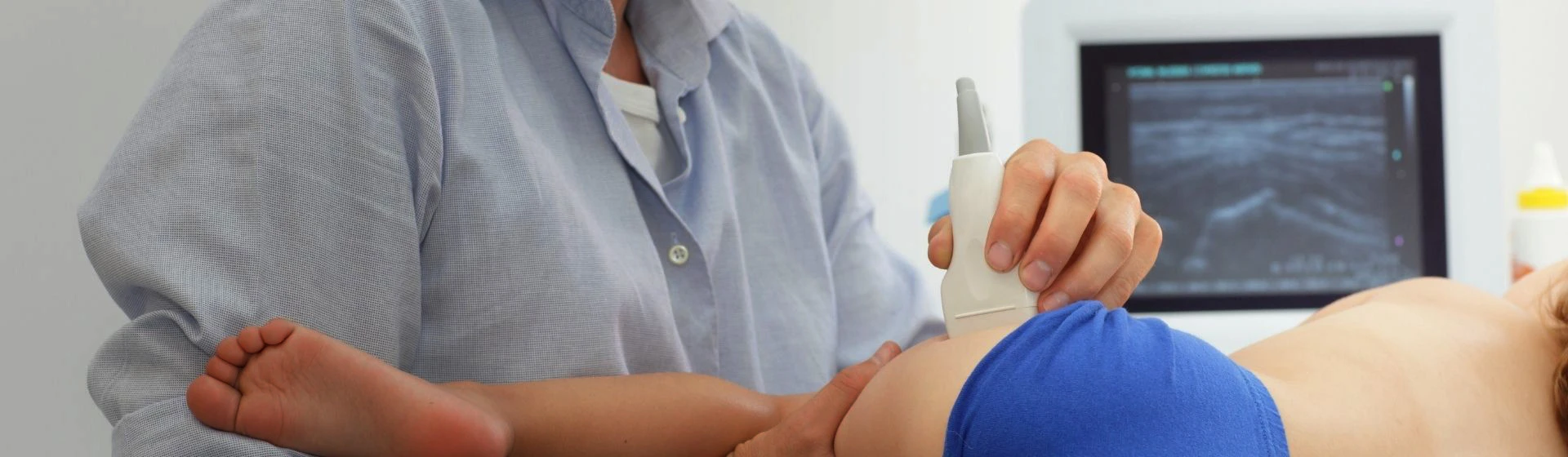 УЗИ тазобедренного сустава ребенку в частной клинике Оксфорд Медикал Киев