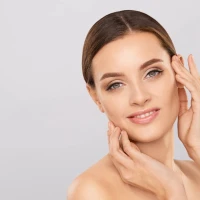 Лучшие процедуры для лица: рекомендации косметолога