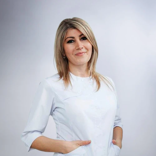 Самко Кристина Артаковна – врач пластический хирург частной клиники Оксфорд Медикал Киев