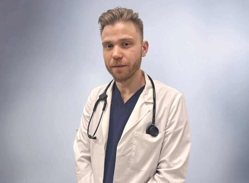 Бабенко Дмитрий Владимирович – врач-терапевт I категории частной клиники Оксфорд Медикал Киев