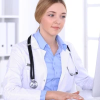 Як відкривається лікарняний: чи може це зробити приватний лікар