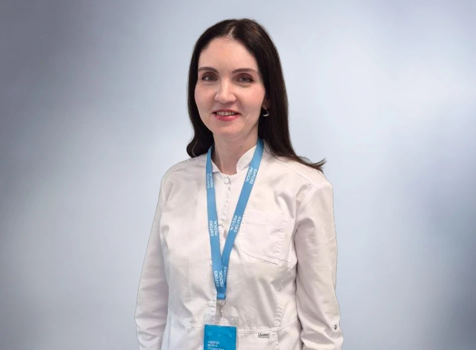 Чеверда Тетяна Леонідівна – Лікар-гастроентеролог I категорії, кандидат медичних наук, доктор філософії з медицини (PhD) приватної клініки Оксфорд Медікал Київ