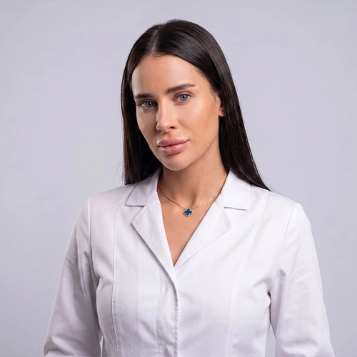 Тулянцева Марина - стоматолог-терапевт приватної клініки Оксфорд Медікал Київ